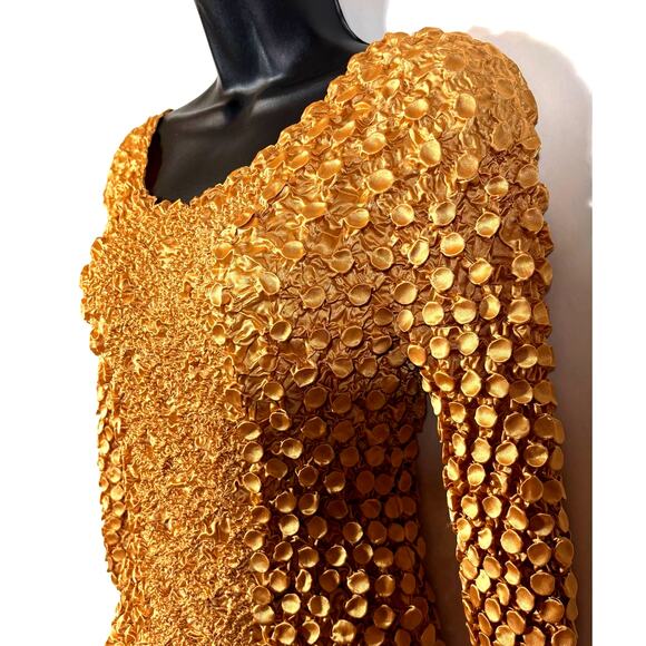 Popcorn Top Gold Tan Bubble Crinkle Super Stretchy Shirt Short Sleeve 90s Y2K - Picture 2 of 10